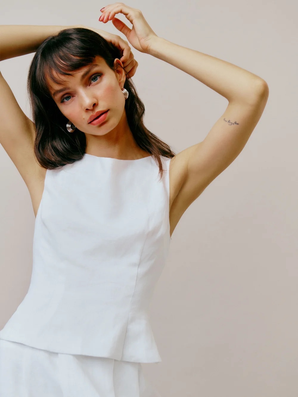 Reformation Moya Linen Two Piece In White, NEW WITHOUT TAGS, UNWORN, NO FLAWS. - Picture 5 of 7